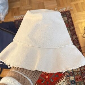 Chloe Cream Bucket Hat